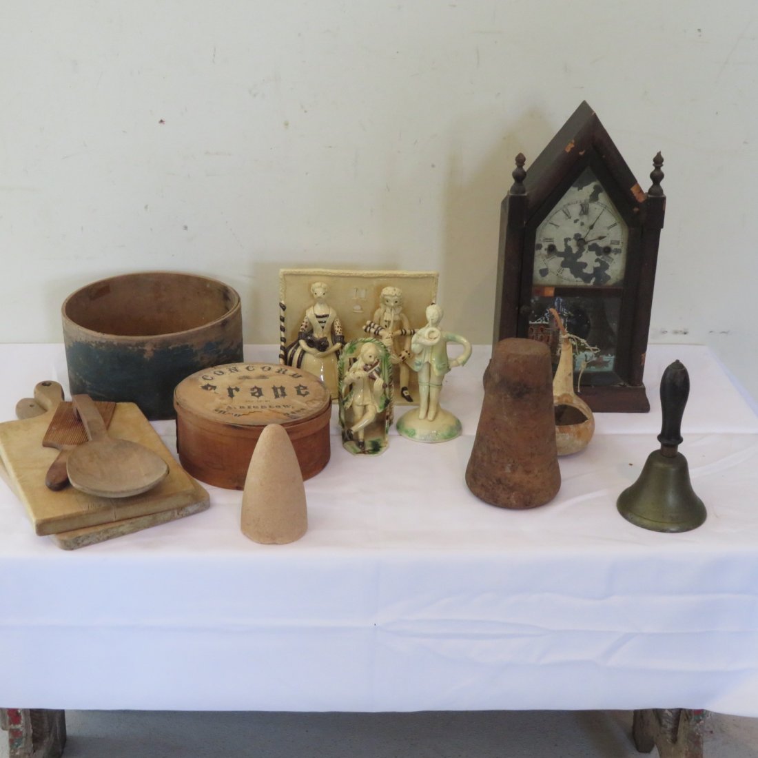 Group of 14 misc items (1 of 5)