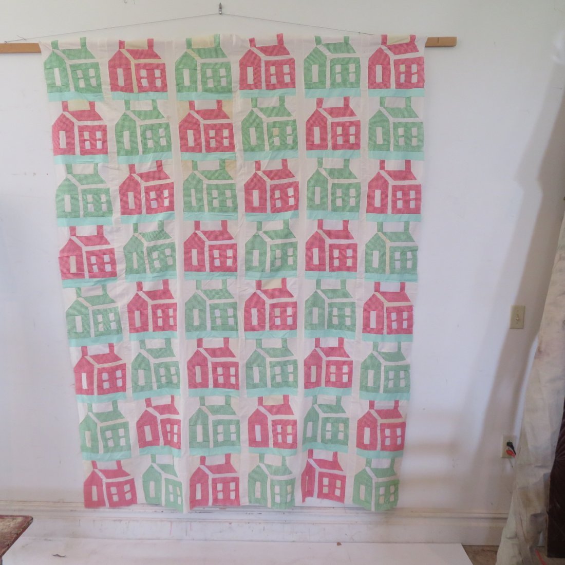 Schoolhouse quilt top (1 of 2)