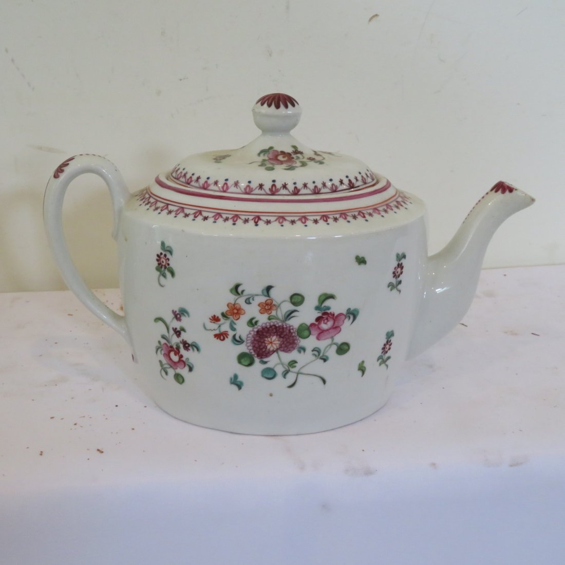 Early Chinese export teapot with flowers (1 of 3)