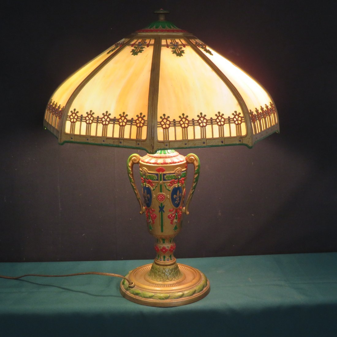 Circa 1915 Caramel slag paneled table lamp (1 of 4)