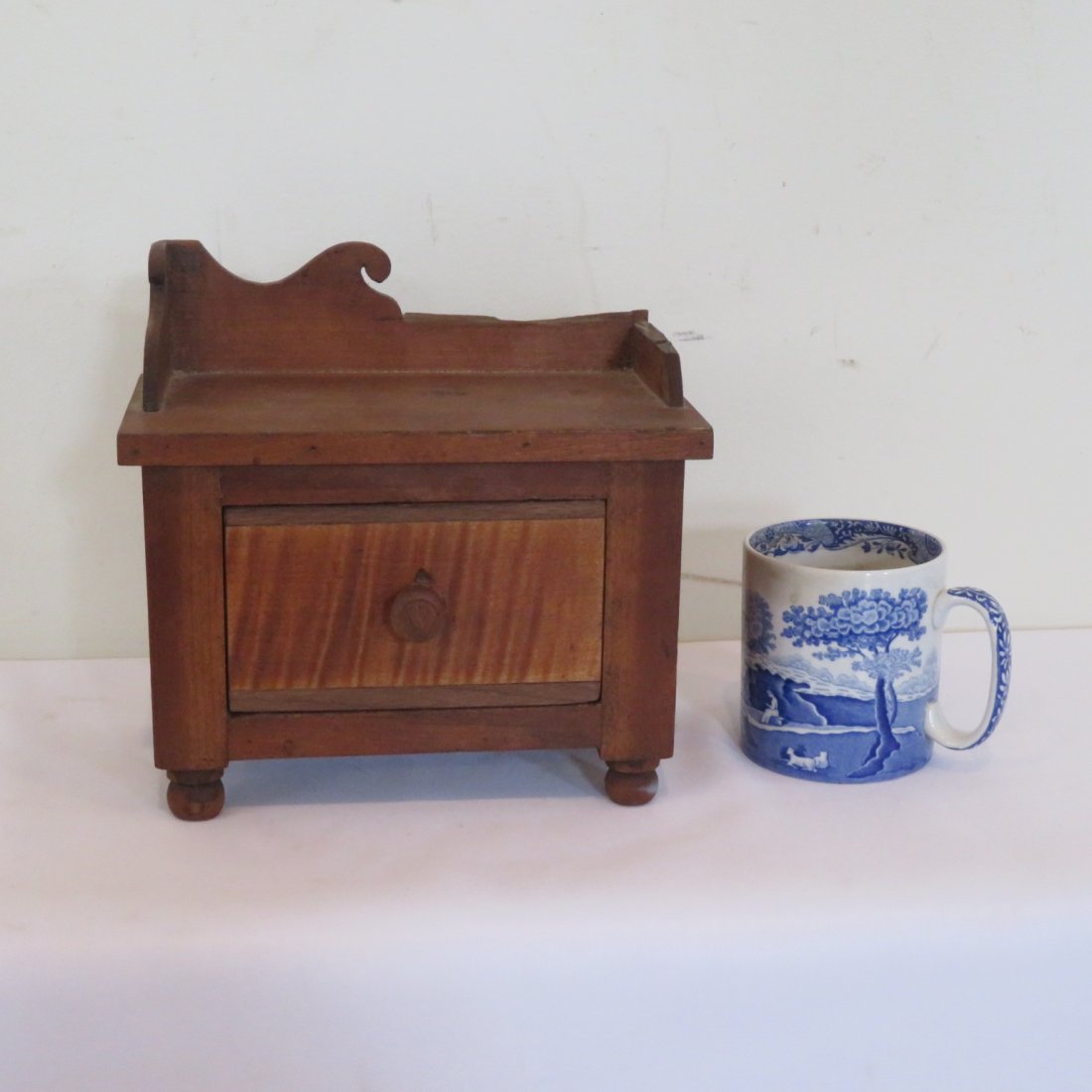 Cherry & tiger maple miniature chest (1 of 7)