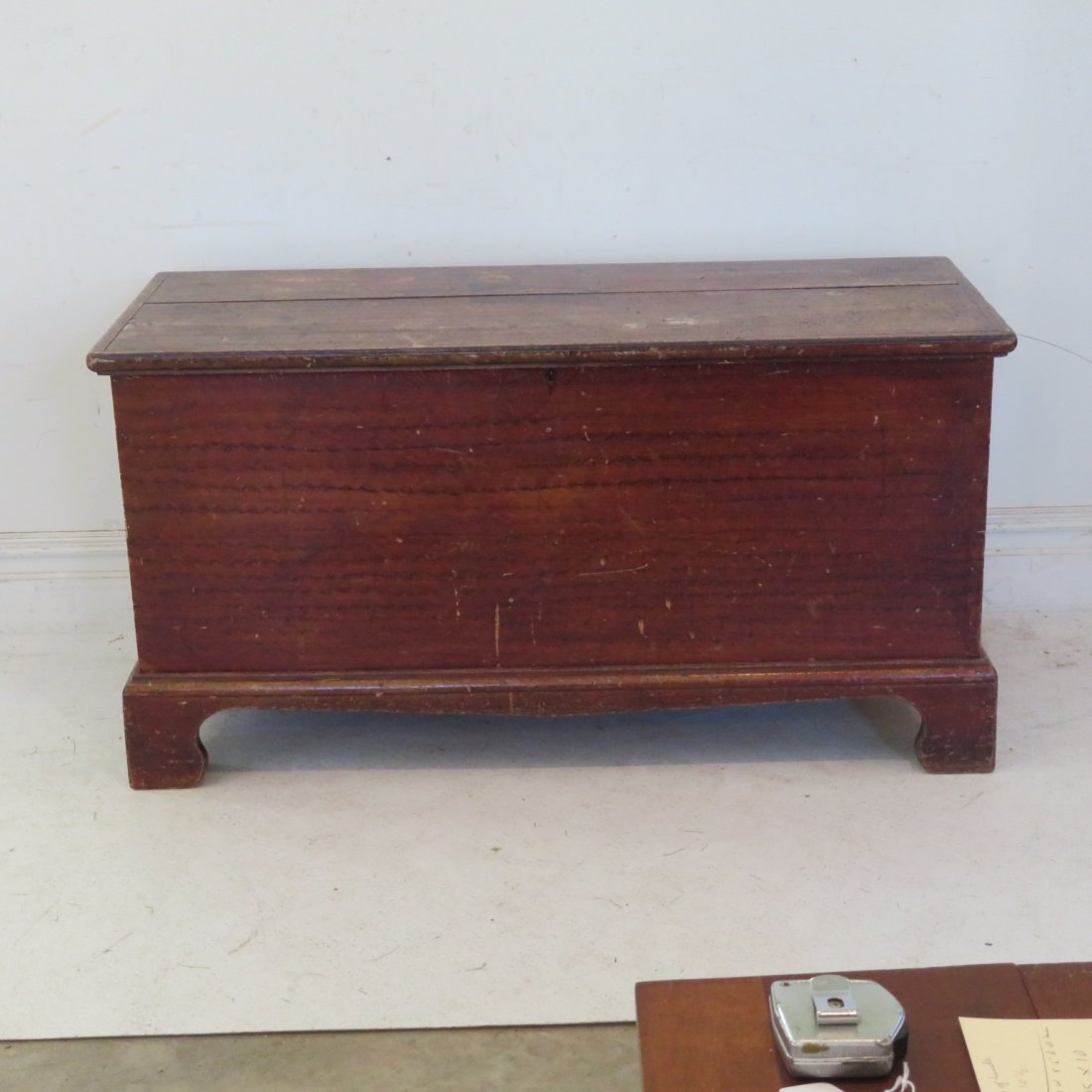 Poplar PA paint decorated dovetailed blanket chest (1 of 4)