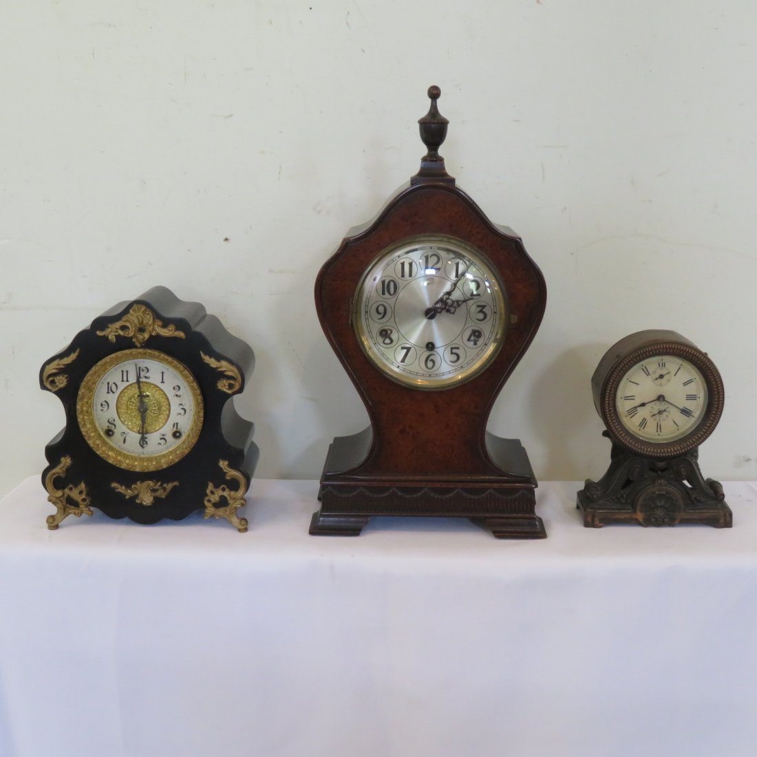 3 mantle clocks (1 of 4)