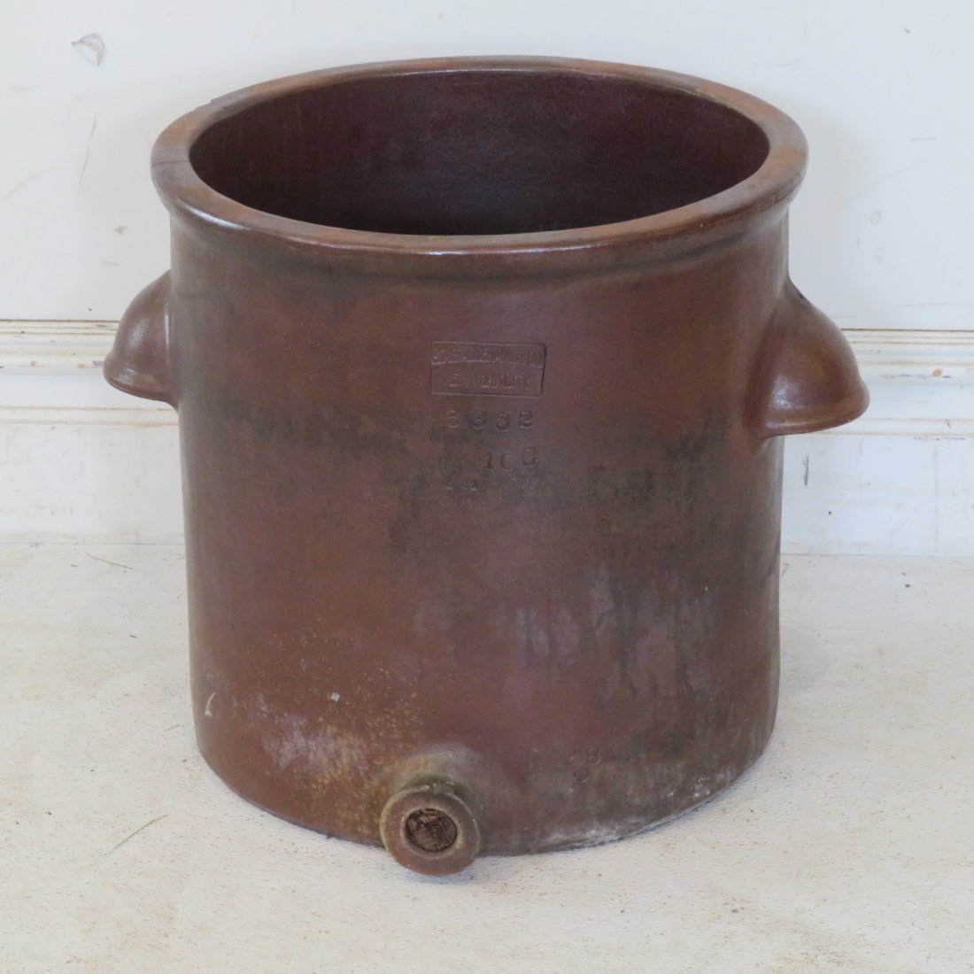 10 gal. stoneware water cooler (1 of 7)