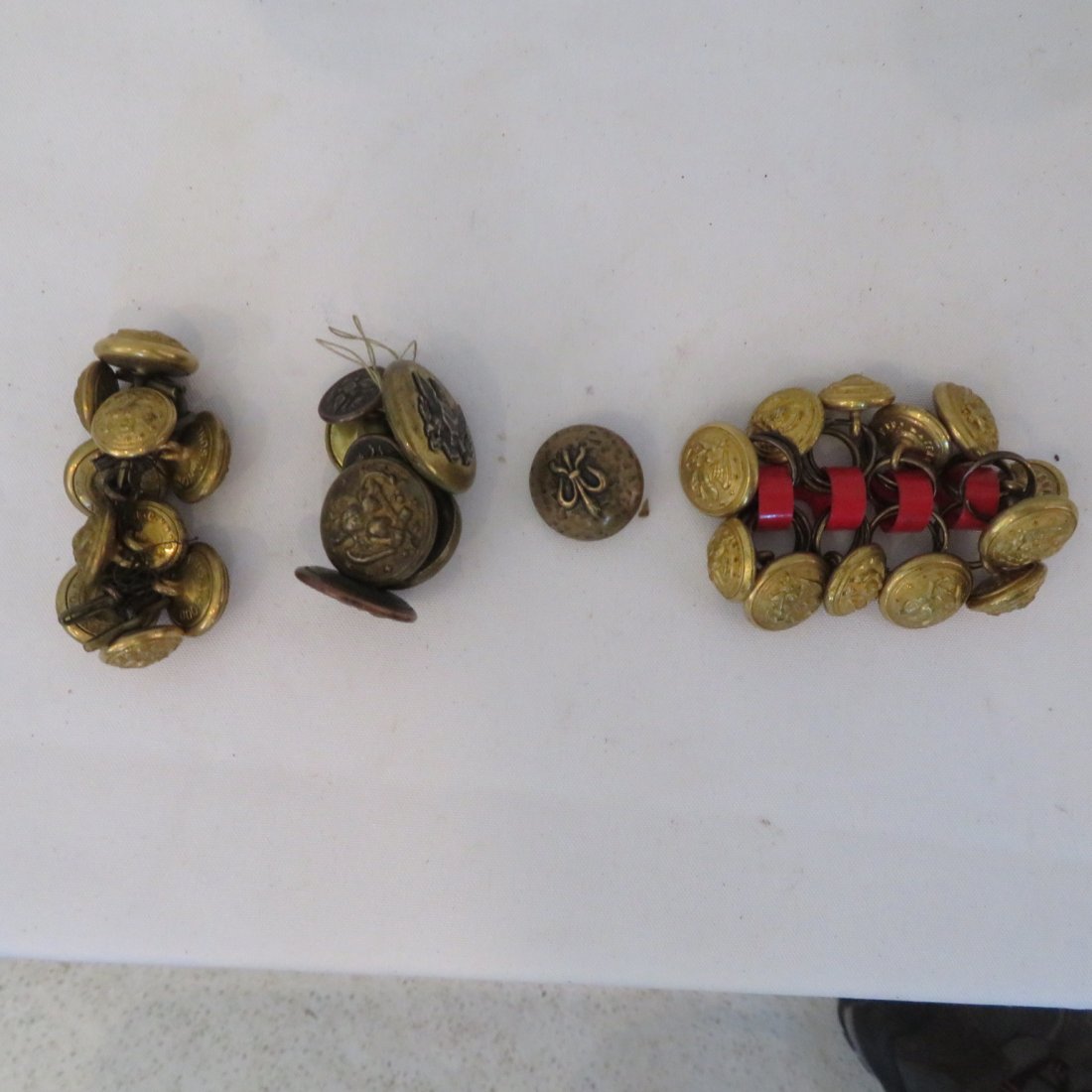 Group of 29 brass Civil War uniform buttons (1 of 4)