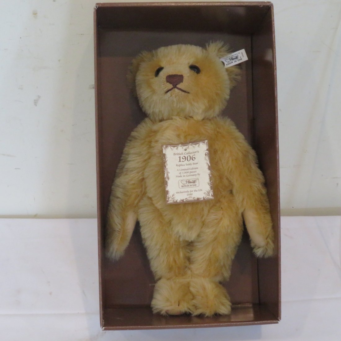 Steiff 1906 Replica British Collector's Teddy Bear (1 of 3)