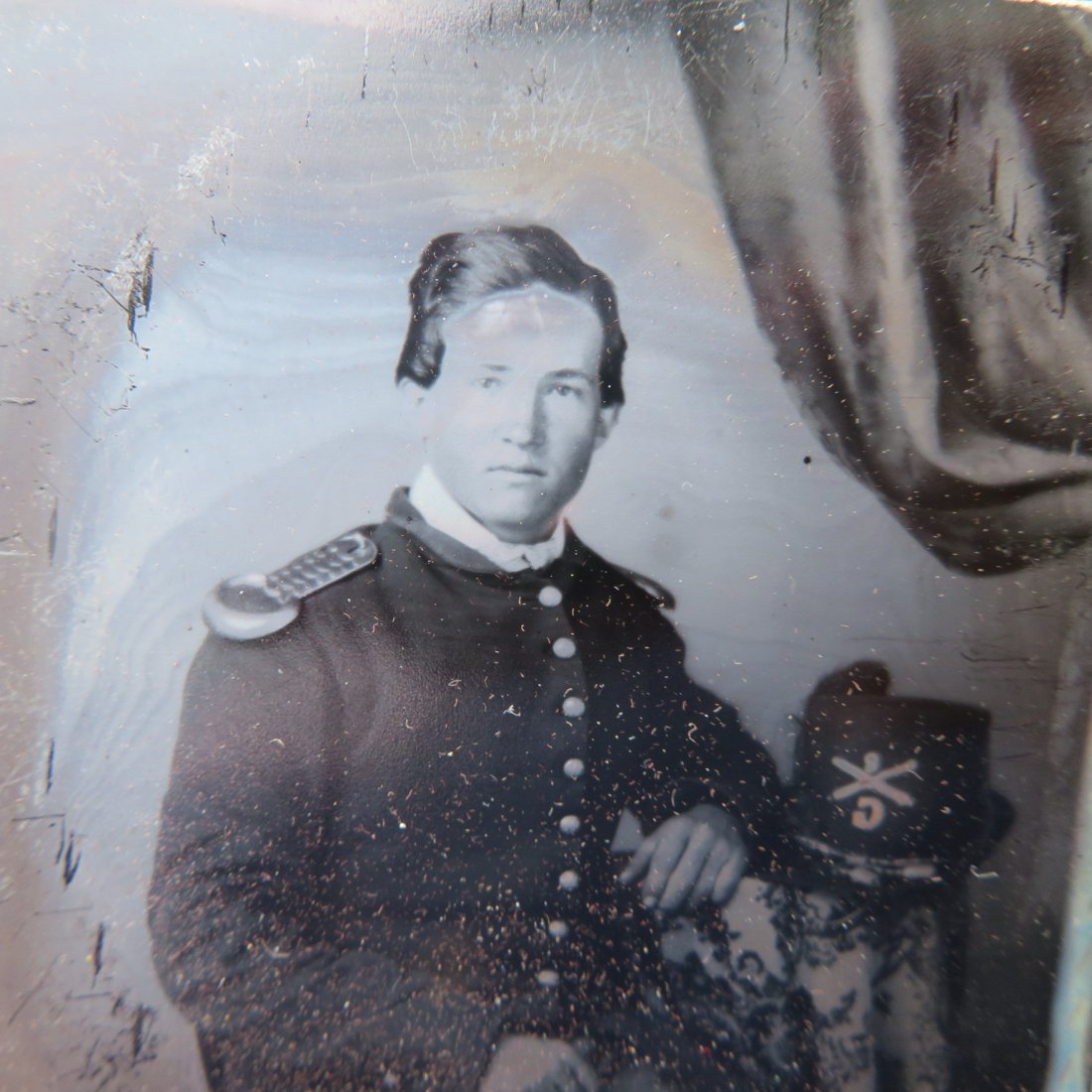 Ferrotype of Civil War soldier (1 of 4)