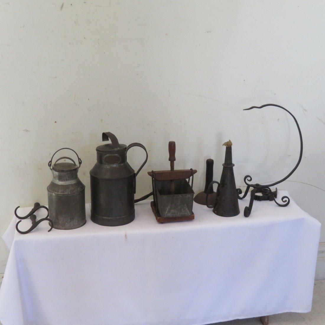 10 misc. tin and iron items (1 of 10)