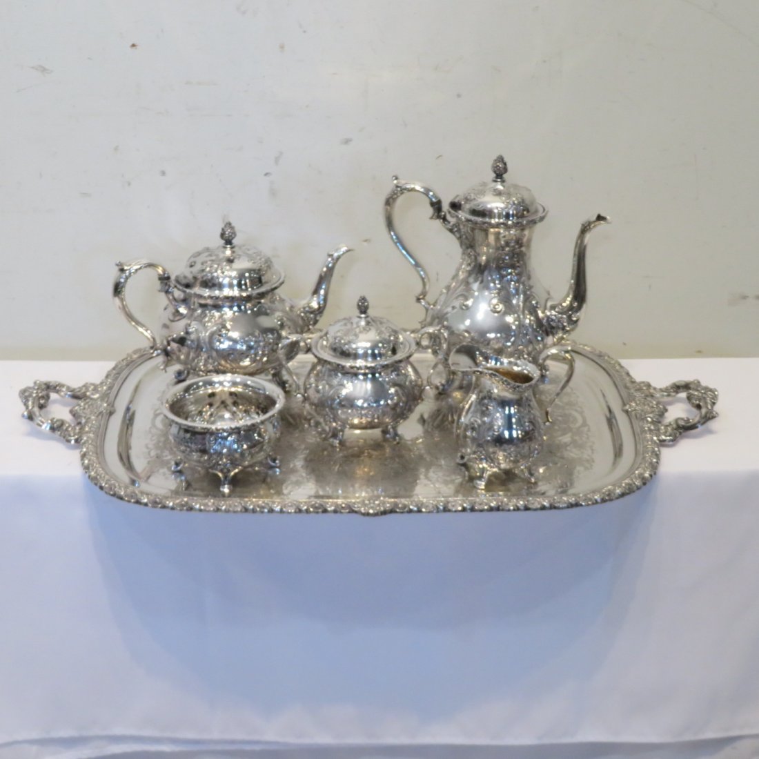 Wilcox silverplate hand chased tea service (1 of 7)