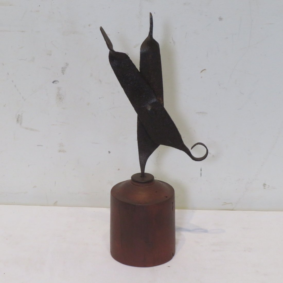 Unusual iron scissor type rush lamp with wooden base (1 of 4)