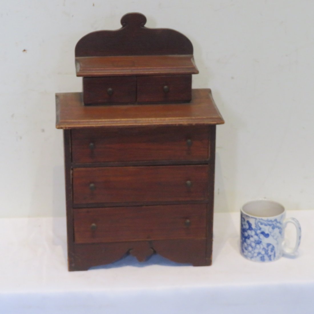 Late 19th century child's dresser (1 of 5)