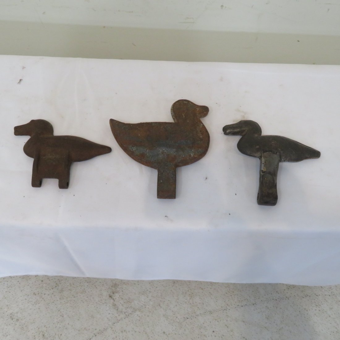 3 cast iron shooting gallery figures (1 of 4)