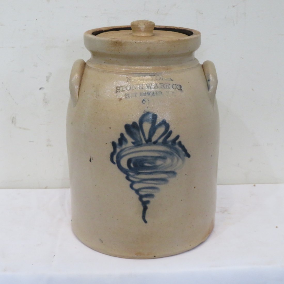 New York Stoneware jar with cobalt tornado (1 of 6)