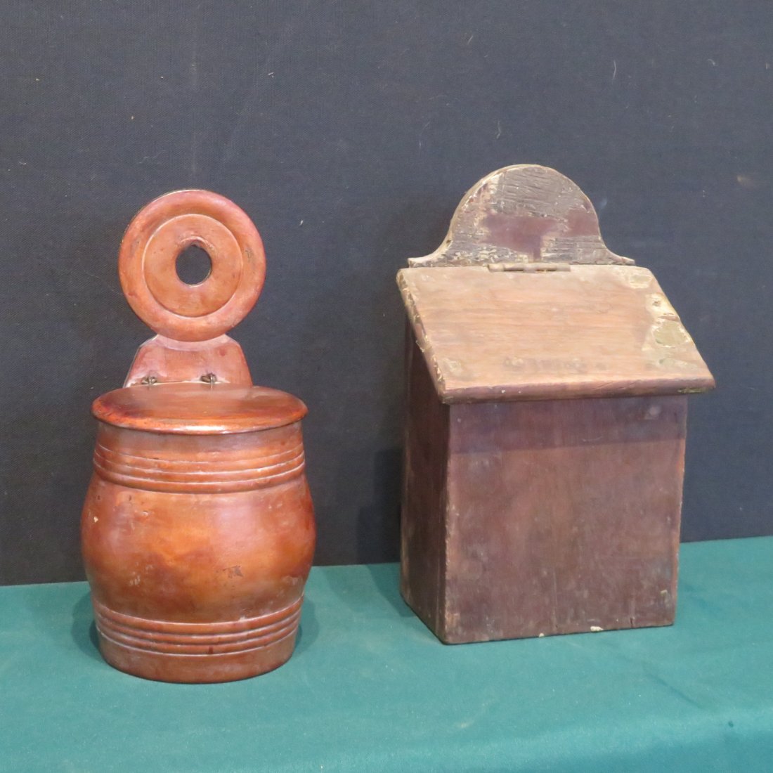 2 wood hanging boxes (1 of 8)