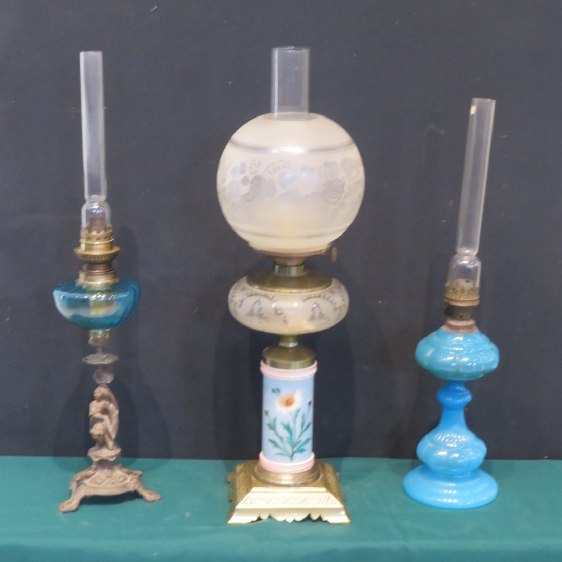 3 kerosene lamps late 19th century (1 of 8)