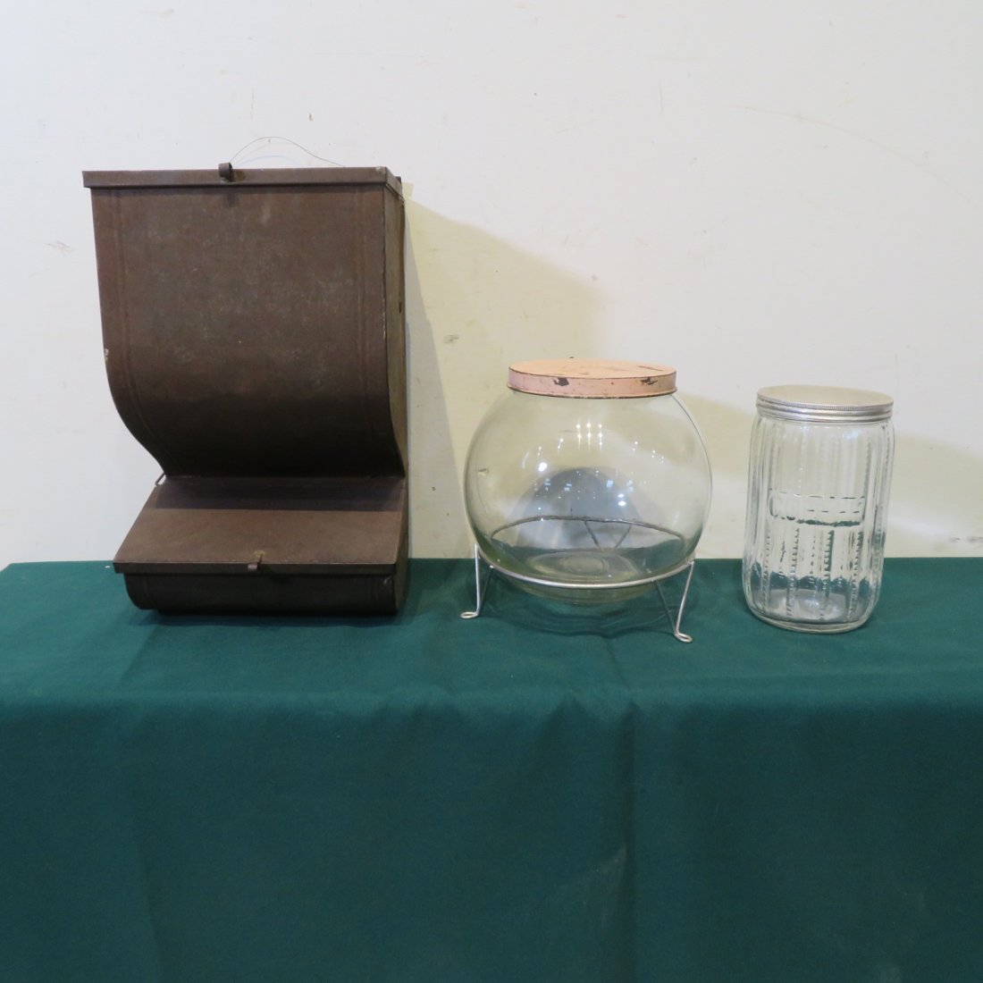 3 old kitchen cabinet items (1 of 5)