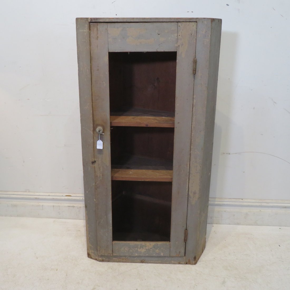 Diminutive pine corner cupboard in old gray paint (1 of 7)