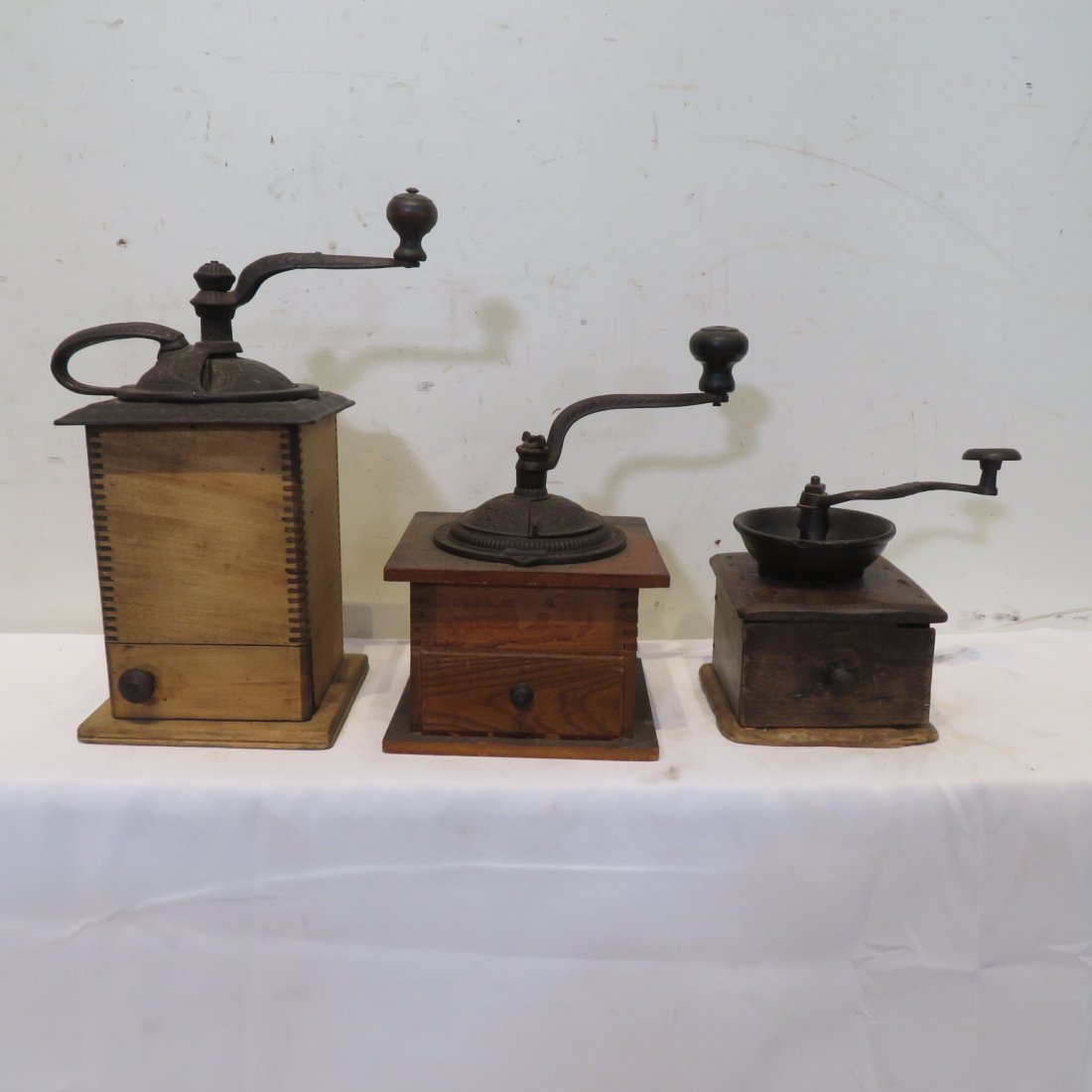 Group of 3 coffee grinders (1 of 7)