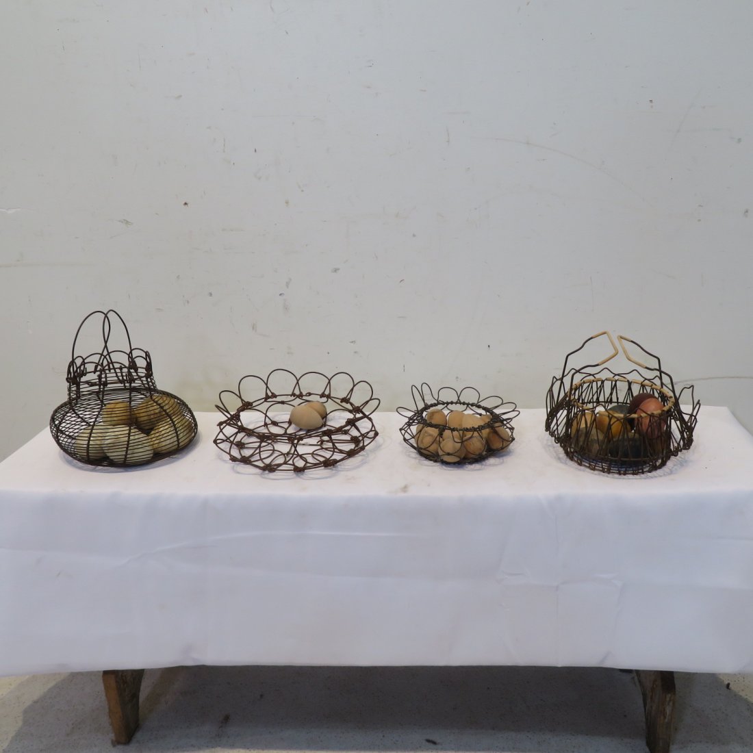 4 wire egg baskets (1 of 5)