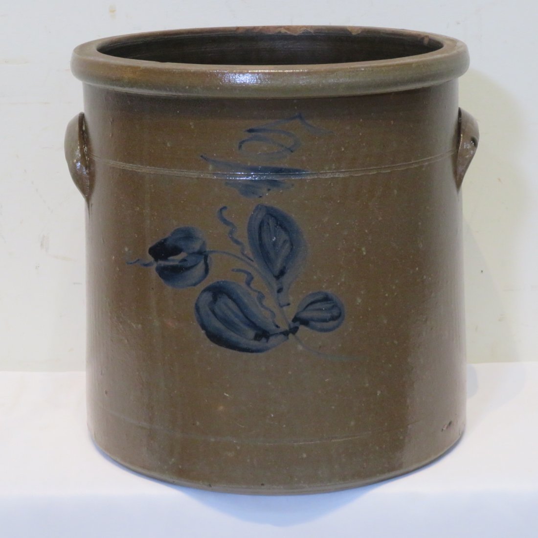 5 gal unmarked stoneware jar w/cobalt blue (1 of 5)