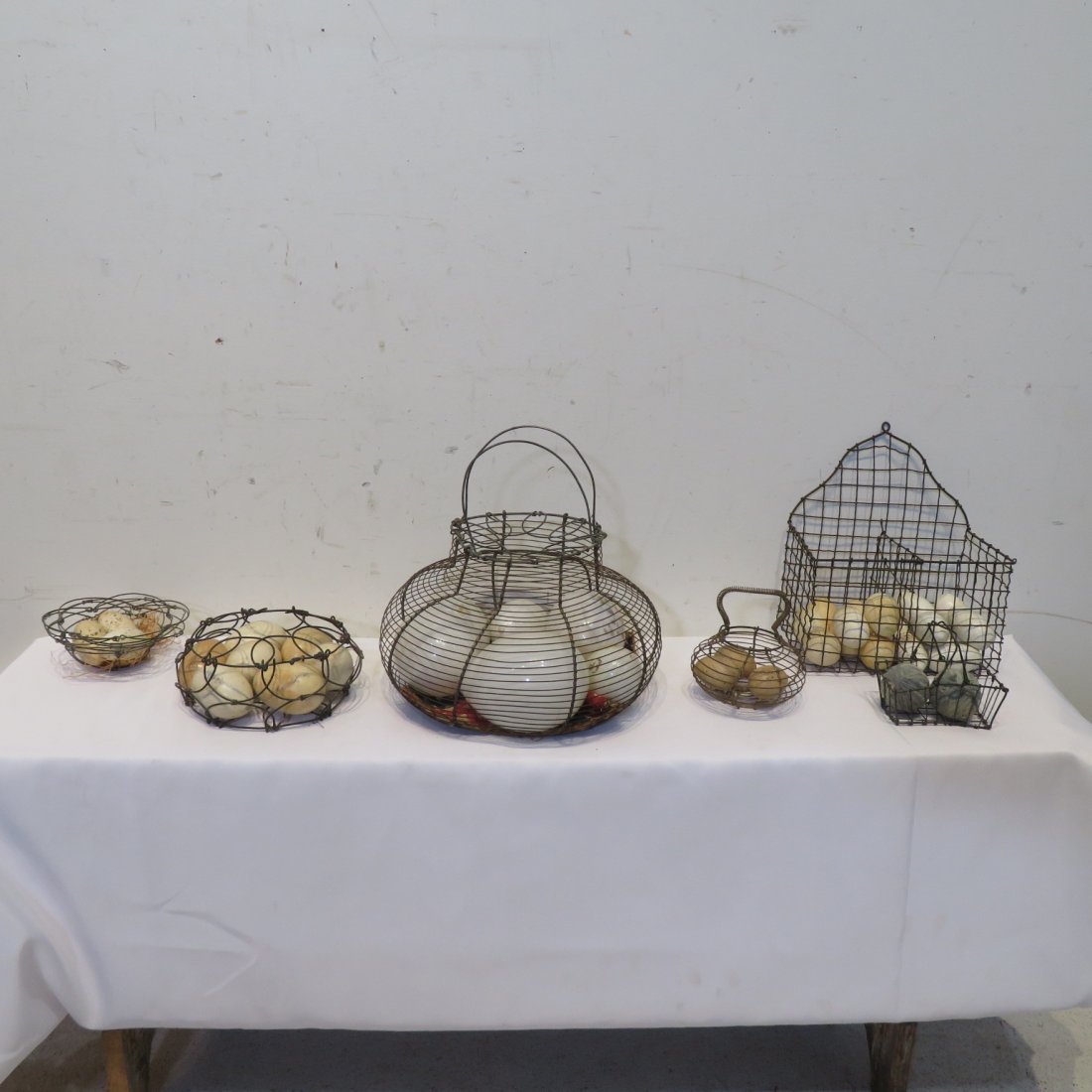 6 wire baskets (1 of 6)