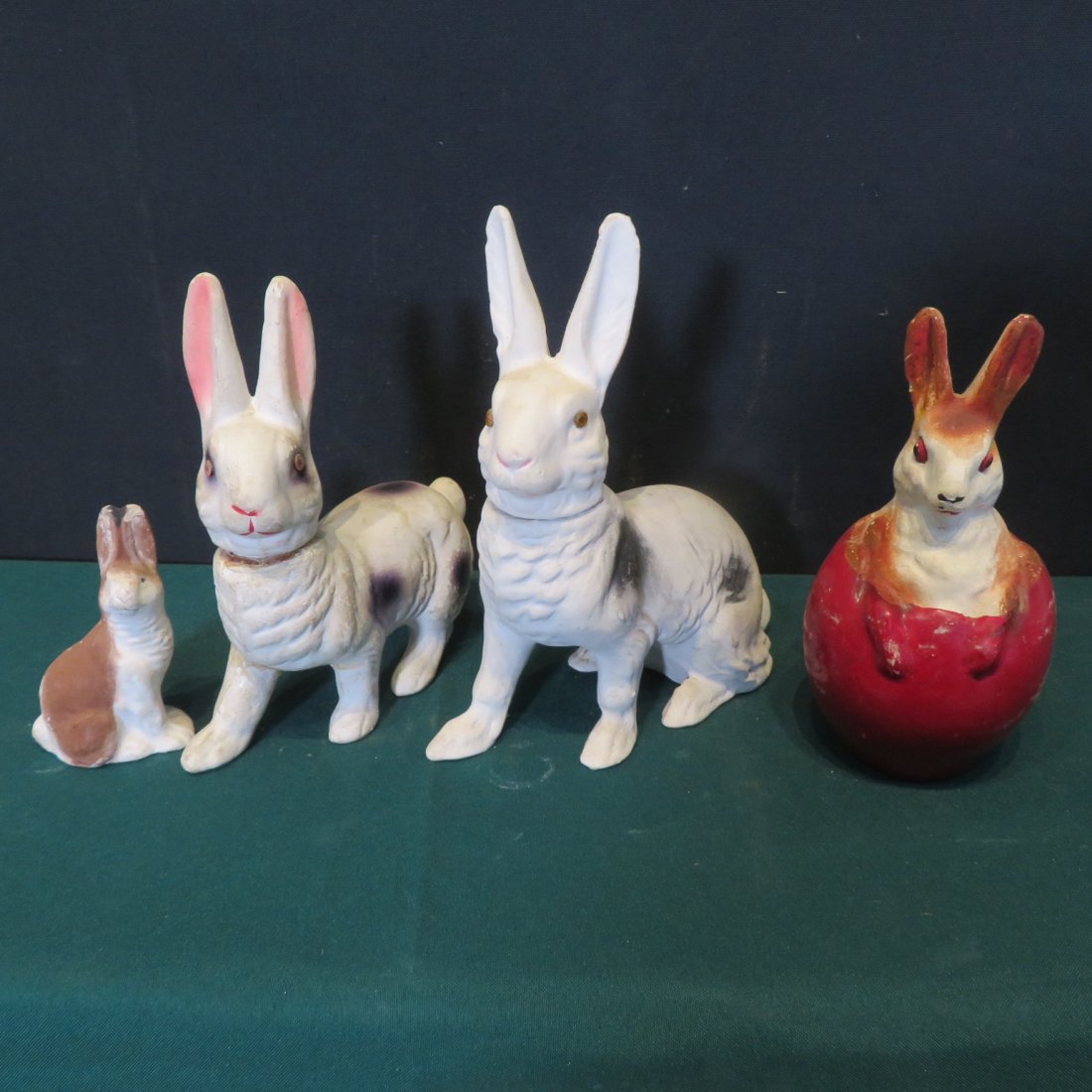 4 plaster Easter rabbits (1 of 8)