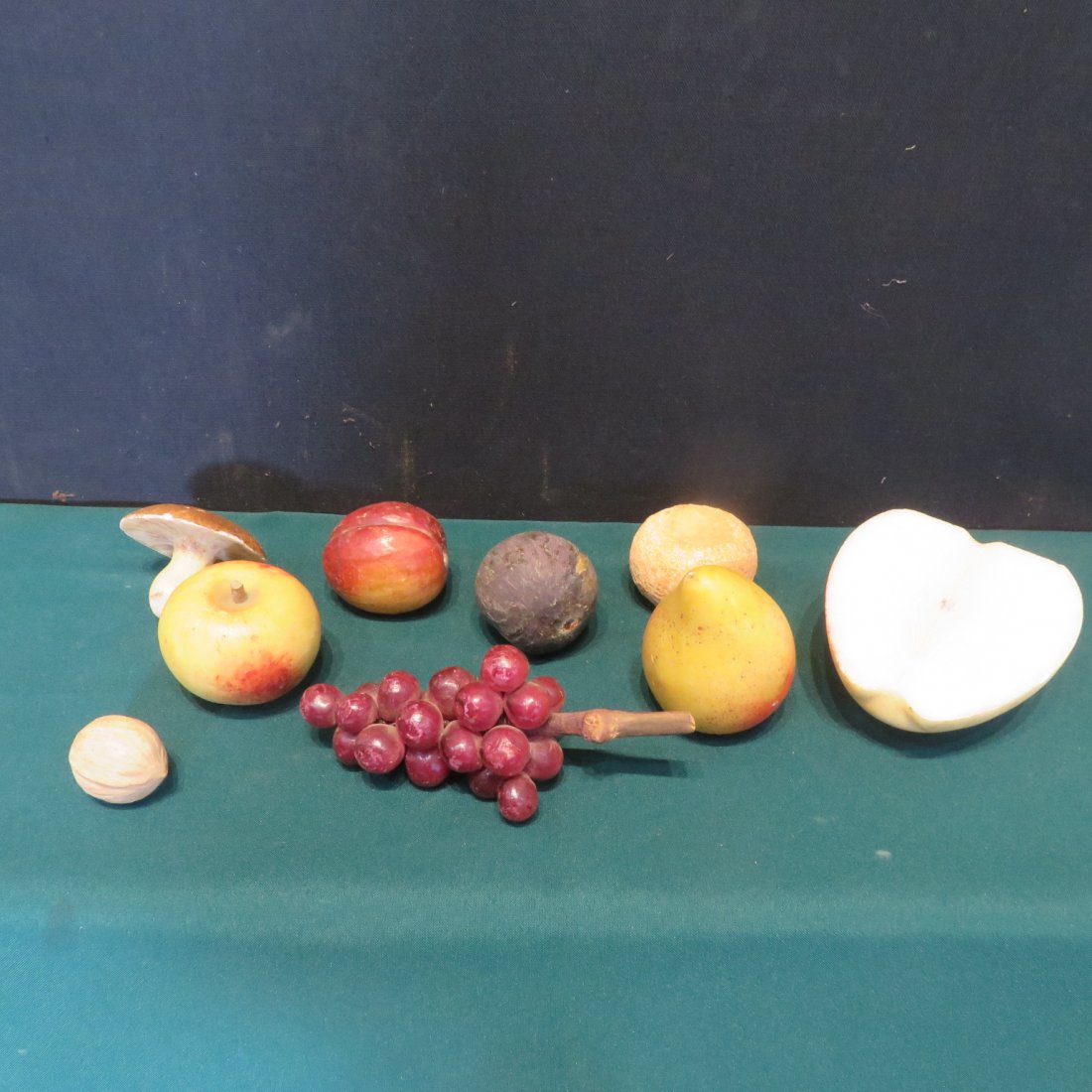 9 pieces of stone fruit (1 of 4)