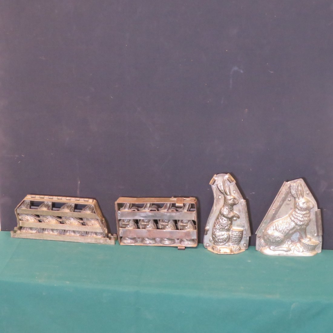 4 rabbit chocolate molds (1 of 5)