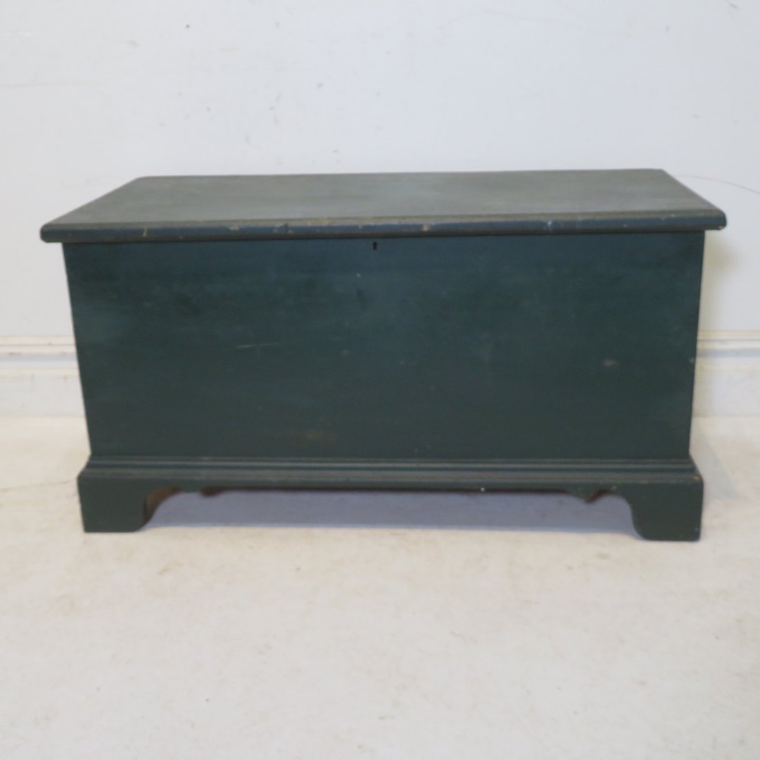 Poplar dovetailed 19th century blanket box (1 of 6)