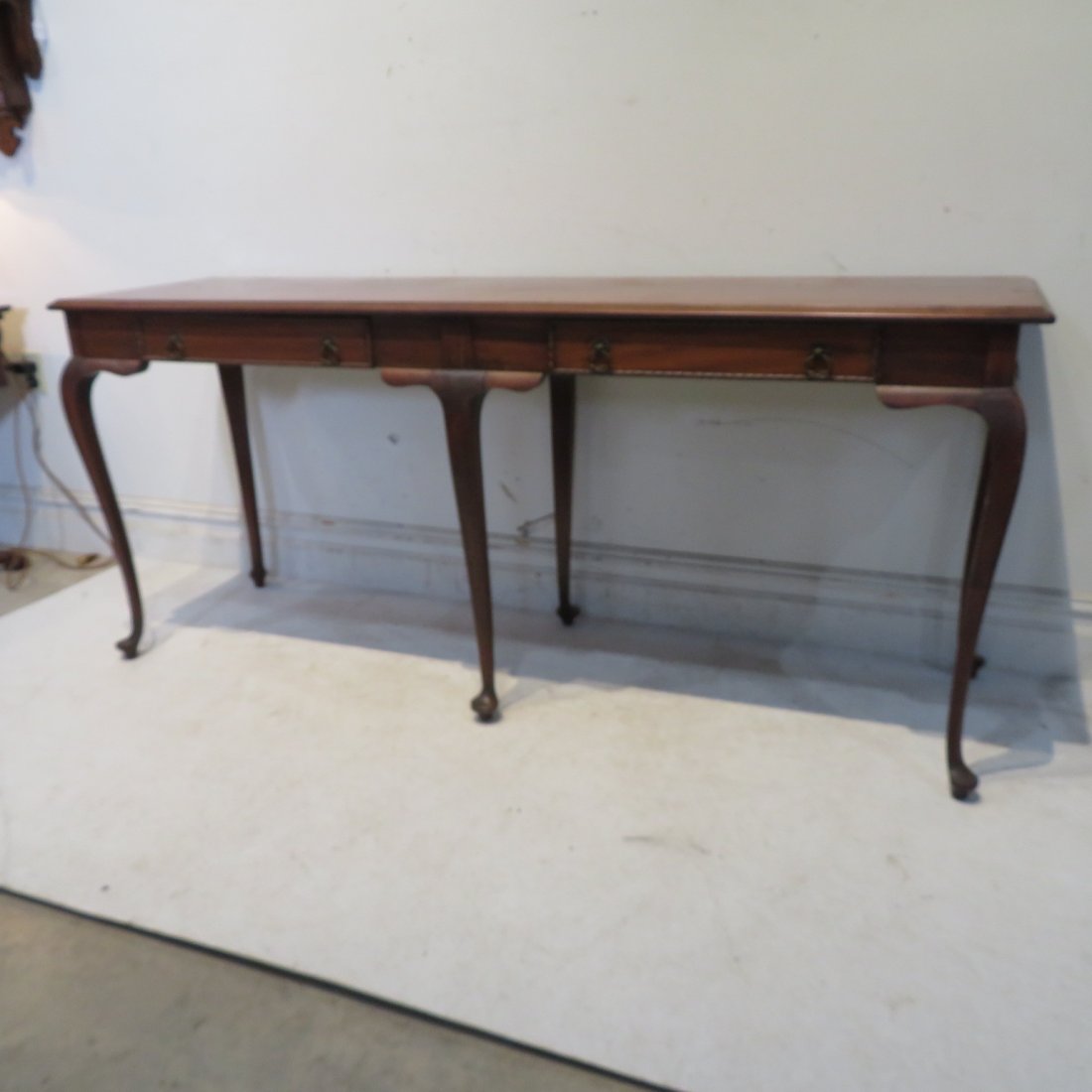 Mid-20th century Queen Anne sofa table (1 of 5)