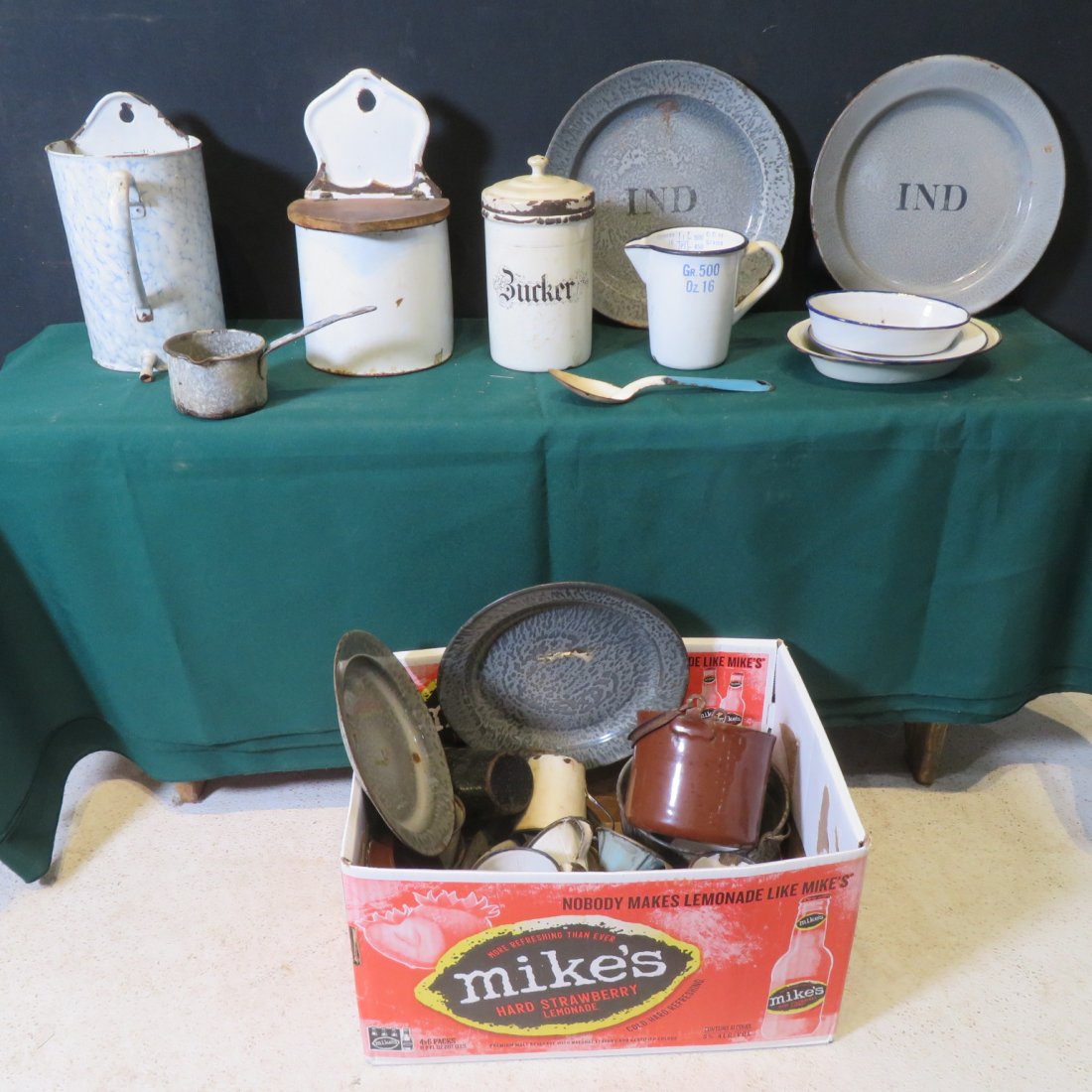 Box lot of granite ware (1 of 10)