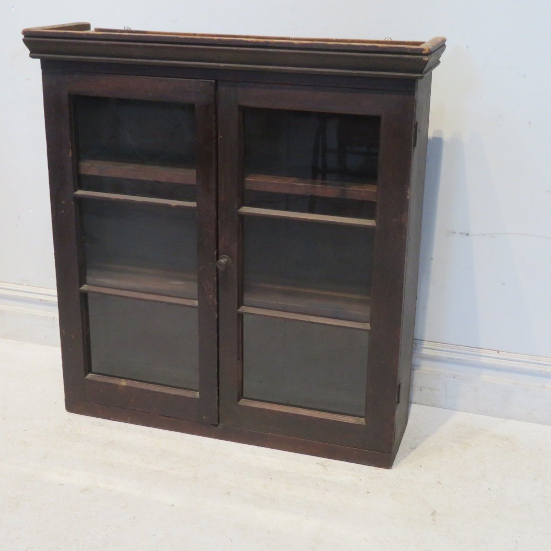 19th century pine glass door hanging cupboard (1 of 4)