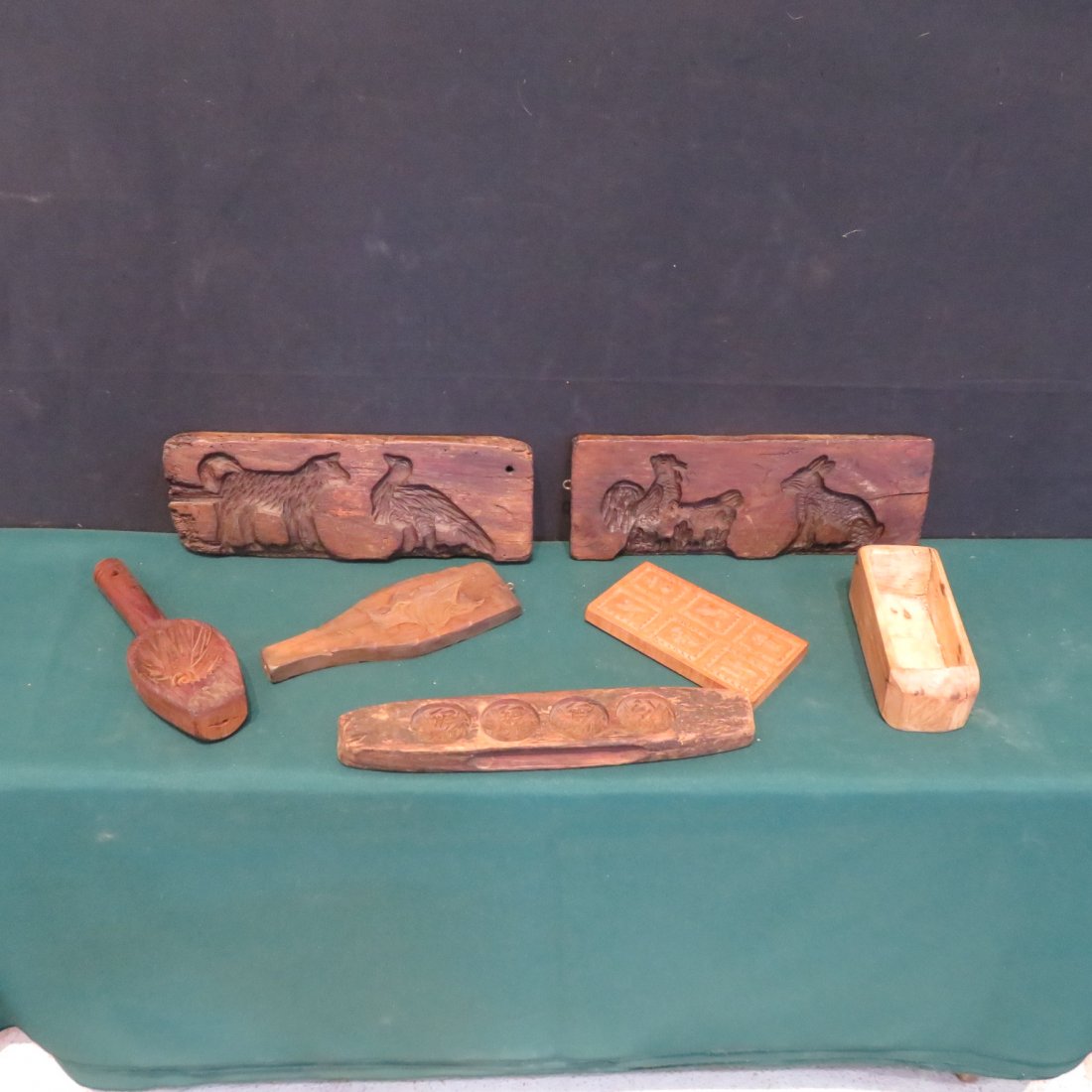 Group of 7 wooden molds (1 of 8)