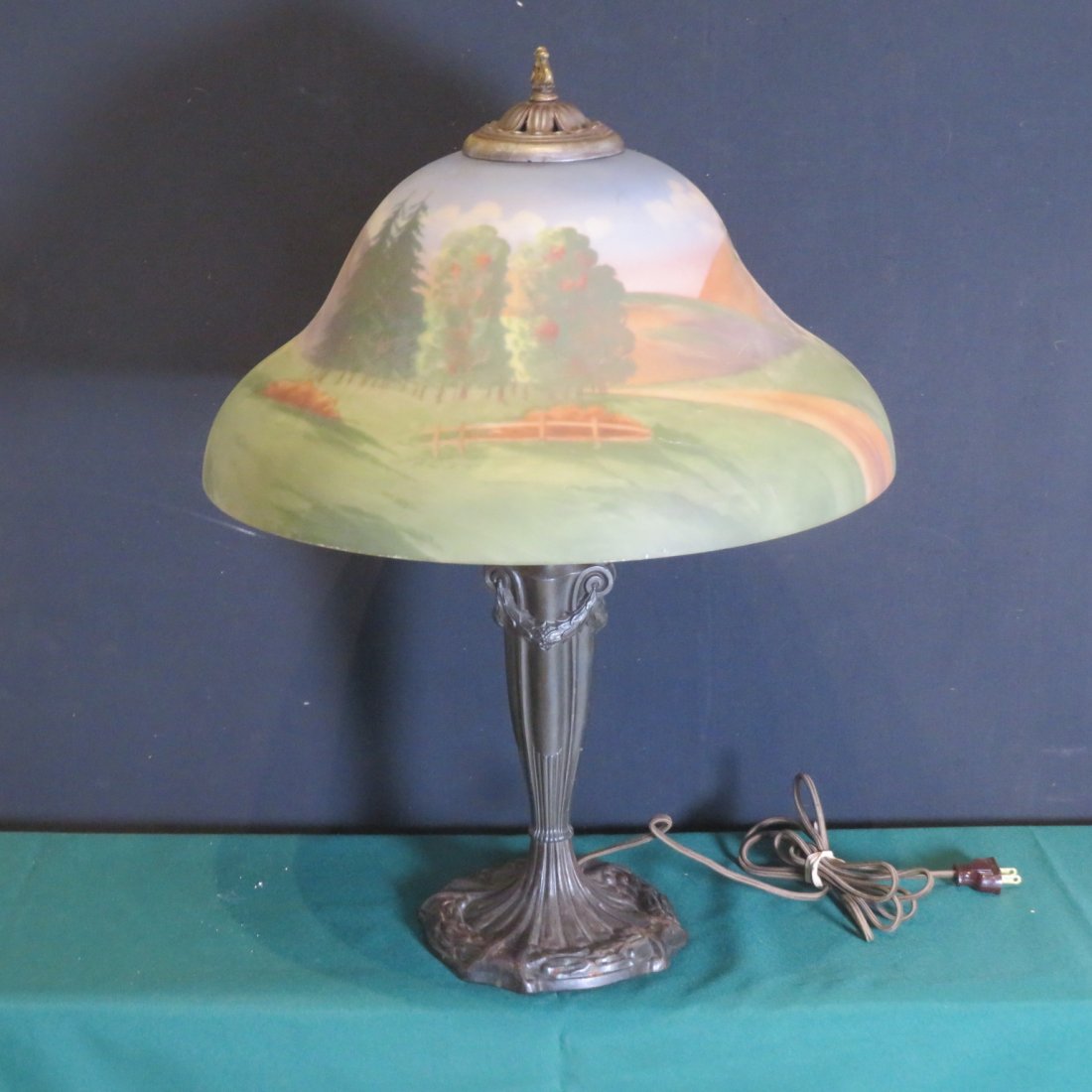 Ca. 1915 reverse painted shade table lamp (1 of 6)