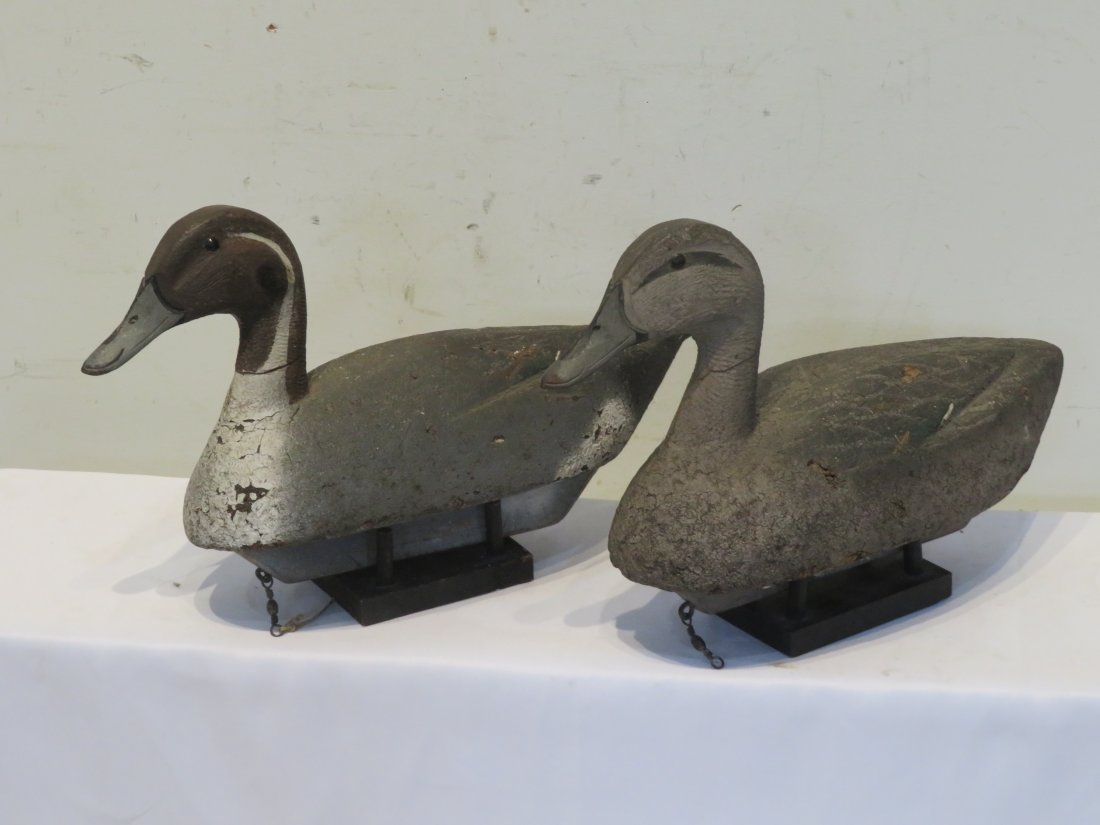 Pair of pintail decoys attributed to William Enright (1 of 5)
