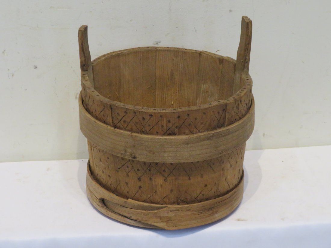 Early wood piggin with handles and buttonhole wood staves (1 of 4)