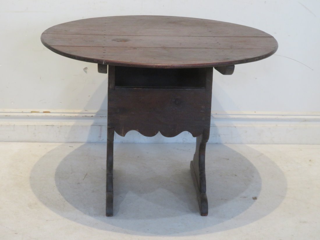 19th century pine shoe foot hutch table (1 of 7)