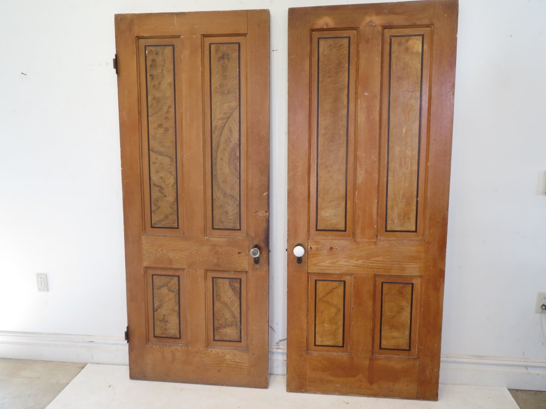 2 pine late 19th century paint decorated interior doors (1 of 6)