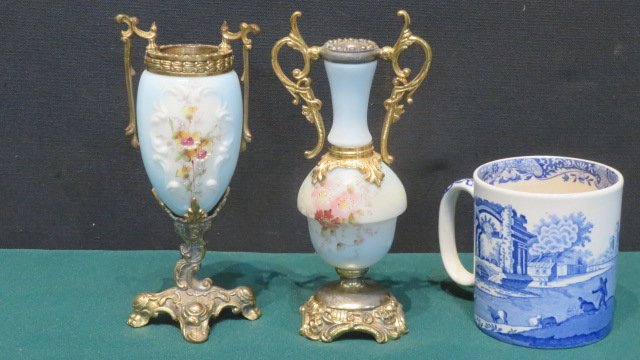 2 Wave Crest vases (1 of 5)