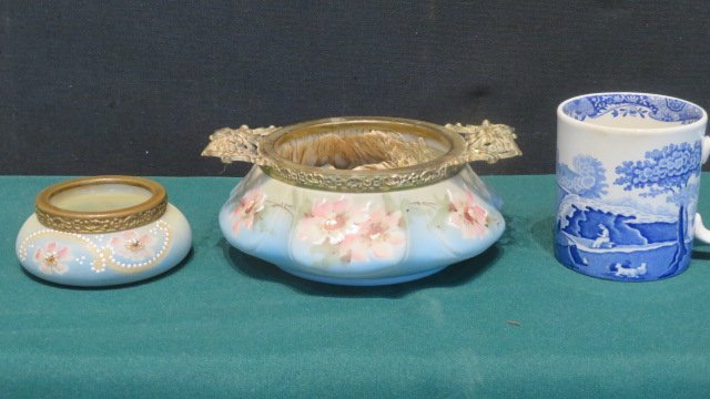 2 Wave Crest trays (1 of 4)