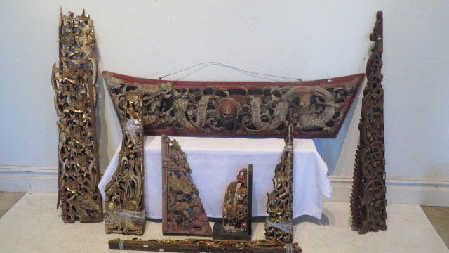 Group of Chinese temple carvings (1 of 5)