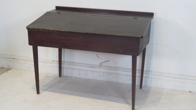 Early pine country slant lid desk (1 of 6)