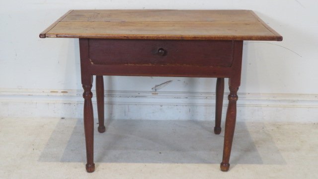 Early 19th century New England tavern table (1 of 7)