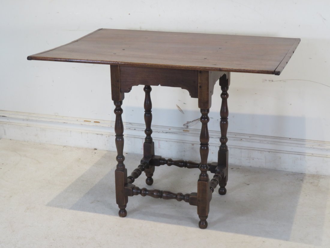 18th century New England tavern table (1 of 6)