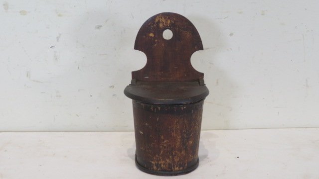 Pine hanging salt box with lid (1 of 6)