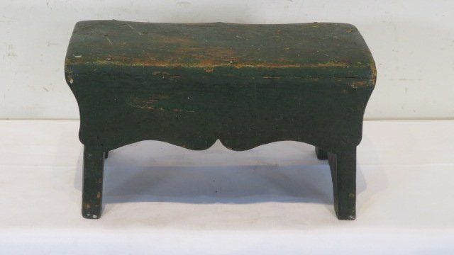 Pine footstool in old green paint (1 of 5)
