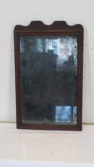 Period Queen Anne wall mirror (1 of 5)