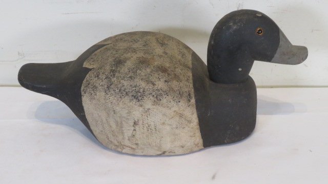 Bluebill wood duck decoy: Bluebill wood duck decoy with glass eyes, original working paint, 14" l. x 6 1/2" x 6"