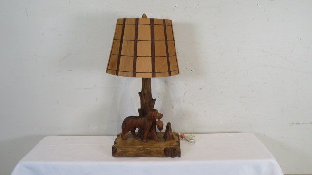 Lodge style table lamp with carved bird dog (1 of 7)