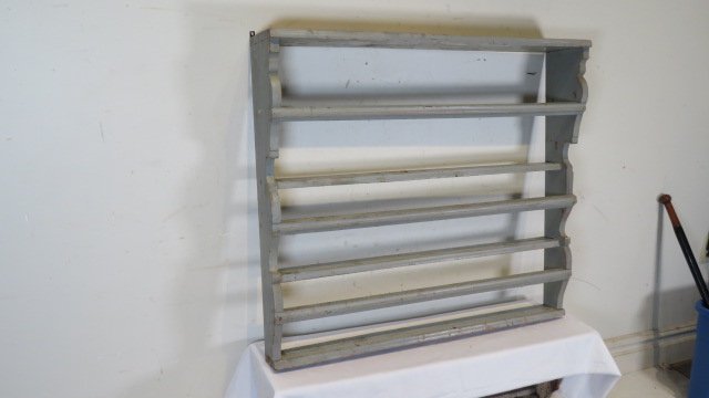 Pine dovetailed hanging painted shelf (1 of 6)